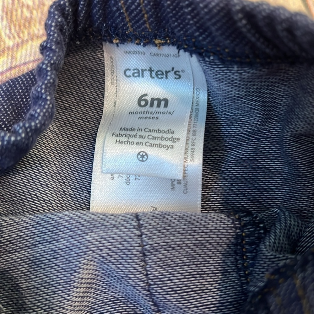 Baby girls Carter’s floral outfit with jeans - Picture 8 of 9